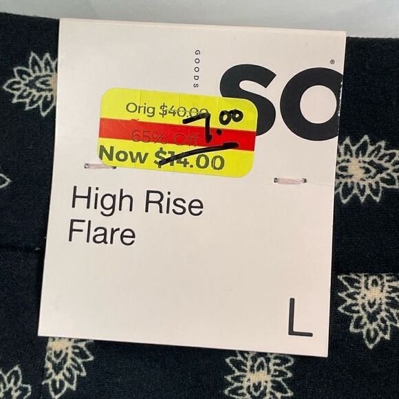 SO High Rise Lettuce Hem Flare Pants Black and Cream Size S New - Picture 11 of 11